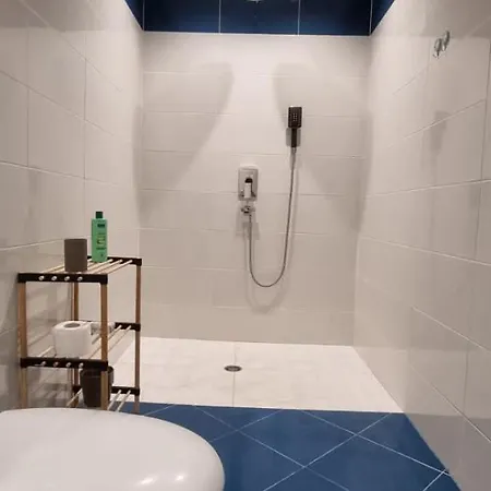 Alle's Komuna Parisit Lux Apartmán