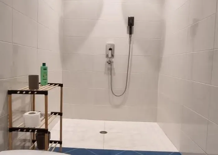 Alle's Komuna Parisit Lux Appartement